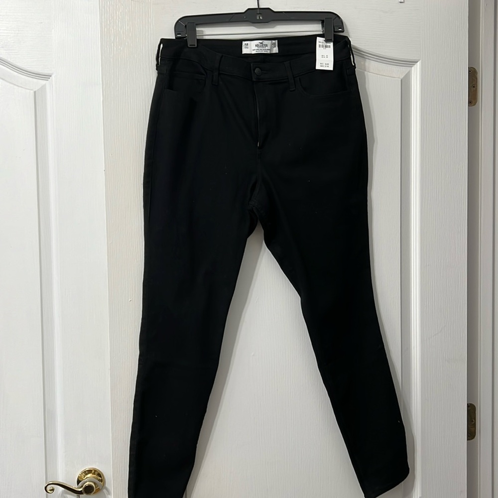 Curvy High-Rise Super Skinny Jeans